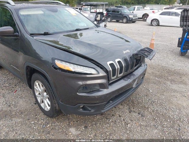 Продаж на аукціоні авто 2016 Jeep Cherokee Latitude, vin: 1C4PJMCS2GW285825, номер лоту: 45967312