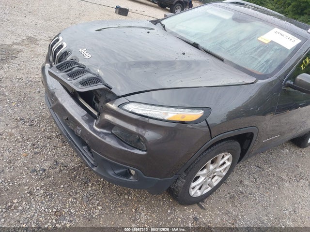 Продаж на аукціоні авто 2016 Jeep Cherokee Latitude, vin: 1C4PJMCS2GW285825, номер лоту: 45967312
