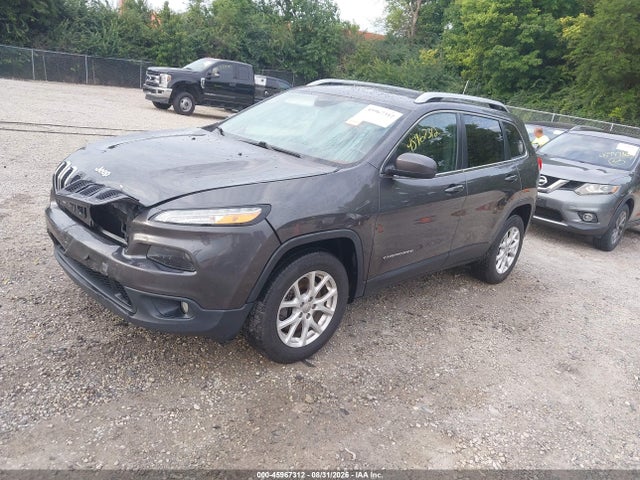Продаж на аукціоні авто 2016 Jeep Cherokee Latitude, vin: 1C4PJMCS2GW285825, номер лоту: 45967312