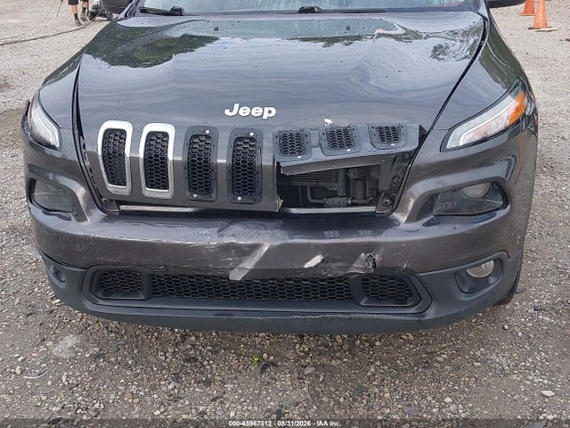 Продаж на аукціоні авто 2016 Jeep Cherokee Latitude, vin: 1C4PJMCS2GW285825, номер лоту: 45967312