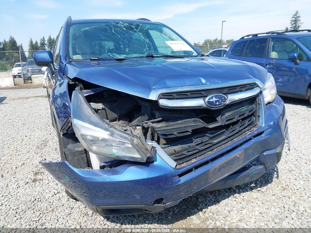Продаж на аукціоні авто 2018 Subaru Forester 2.5i Premium, vin: JF2SJAEC4JH402154, номер лоту: 45967330