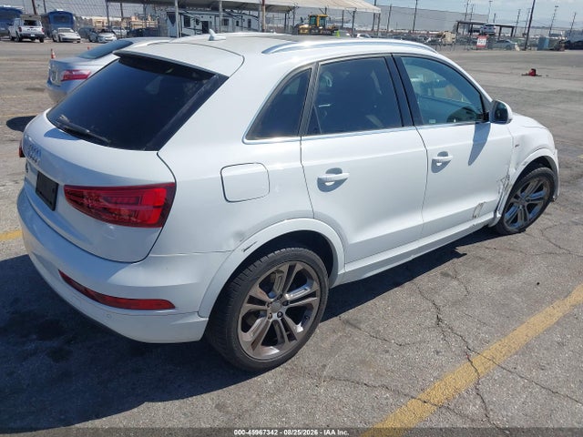 WA1HCCFS0JR017571 Audi Q3 2.0t Premium/2.0t Sport Premium