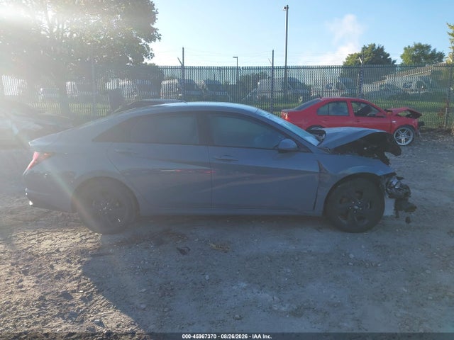 2021 Hyundai Elantra Sel მანქანა იყიდება აუქციონზე, vin: KMHLM4AG5MU065277, აუქციონის ნომერი: 45967370