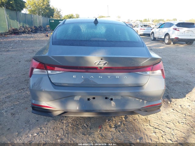 2021 Hyundai Elantra Sel მანქანა იყიდება აუქციონზე, vin: KMHLM4AG5MU065277, აუქციონის ნომერი: 45967370
