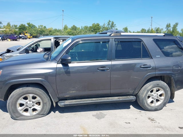 Продажа на аукционе авто 2020 Toyota 4runner Sr5, vin: JTEBU5JR6L5784548, номер лота: 45967399
