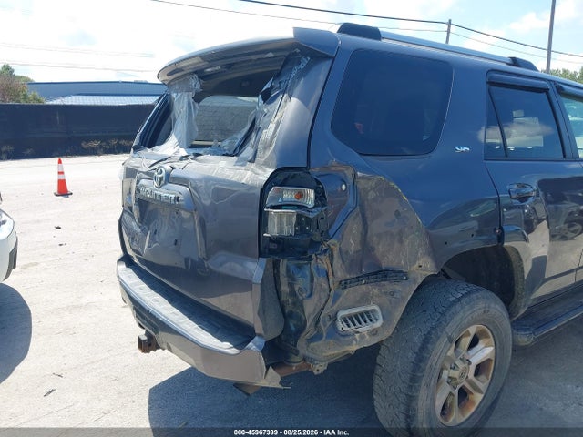 Продажа на аукционе авто 2020 Toyota 4runner Sr5, vin: JTEBU5JR6L5784548, номер лота: 45967399