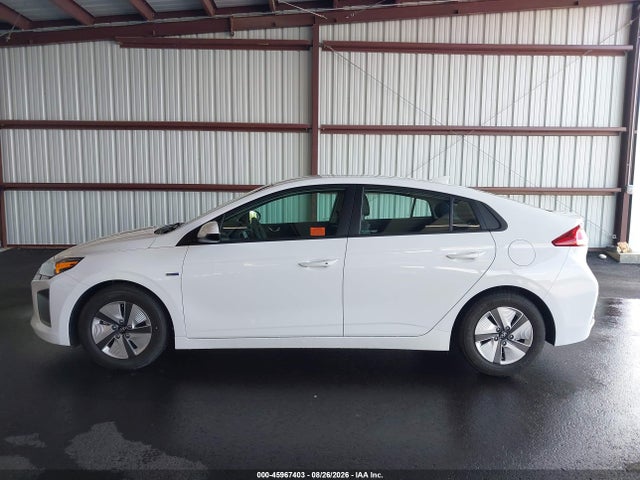 Продажа на аукционе авто 2018 Hyundai Ioniq Hybrid Blue, vin: KMHC65LCXJU100398, номер лота: 45967403
