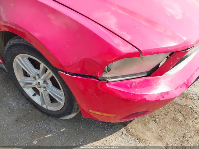 45967440 :رقم المزاد ، 1ZVBP8AN3A5127954 vin ، 2010 Ford Mustang V6 مزاد بيع