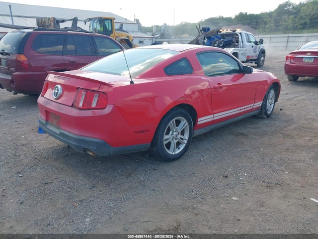 45967440 :رقم المزاد ، 1ZVBP8AN3A5127954 vin ، 2010 Ford Mustang V6 مزاد بيع