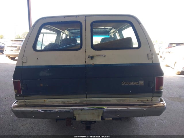 Продажа на аукционе авто 1985 Chevrolet Suburban K2, vin: 1GCGK26M8FF128670, номер лота: 45967442