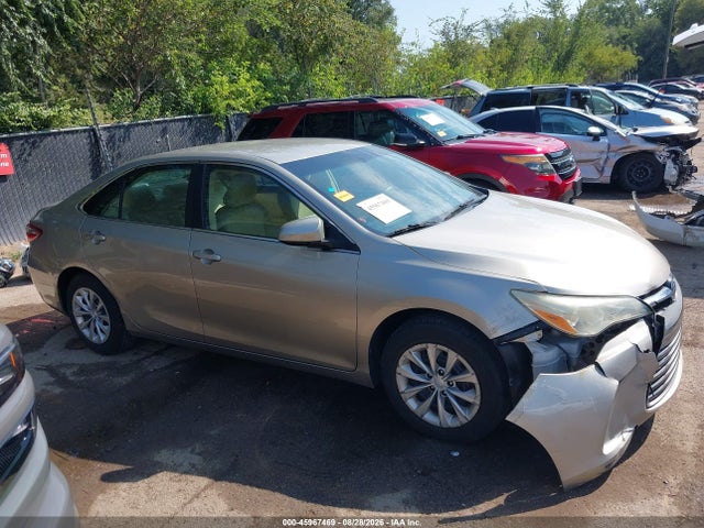 45967469 :رقم المزاد ، 4T4BF1FK9GR537301 vin ، 2016 Toyota Camry Le مزاد بيع