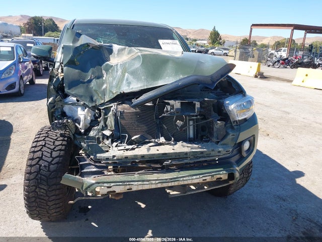 45967505 :رقم المزاد ، 3TMDZ5BN4NM129067 vin ، 2022 Toyota Tacoma Trd Off Road مزاد بيع