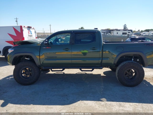 45967505 :رقم المزاد ، 3TMDZ5BN4NM129067 vin ، 2022 Toyota Tacoma Trd Off Road مزاد بيع