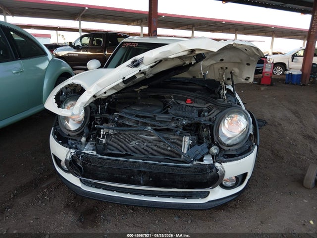 Mini Clubman Cooper 2016 WMWLN5C56G2B28180 Image 13