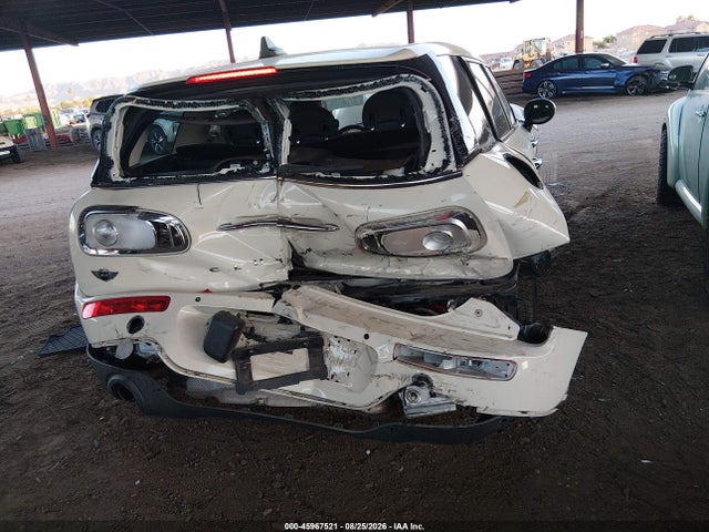 Mini Clubman Cooper 2016 WMWLN5C56G2B28180 Image 17