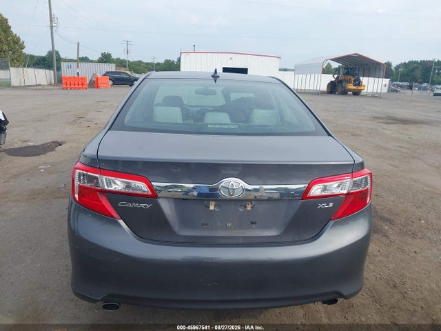 2014 Toyota Camry Xle V6 მანქანა იყიდება აუქციონზე, vin: 4T1BK1FK1EU551972, აუქციონის ნომერი: 45967541