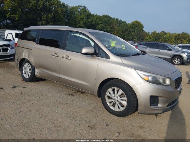 Продажа на аукционе авто 2017 Kia Sedona Lx, vin: KNDMB5C1XH6235947, номер лота: 45967641
