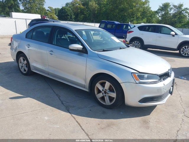 2012 Volkswagen Jetta 2.0l Tdi მანქანა იყიდება აუქციონზე, vin: 3VWLL7AJ6CM005884, აუქციონის ნომერი: 45967646