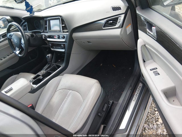 Auction sale of the 2018 Hyundai Sonata Hybrid Limited, vin: KMHE34L37JA082469, lot number: 45967649