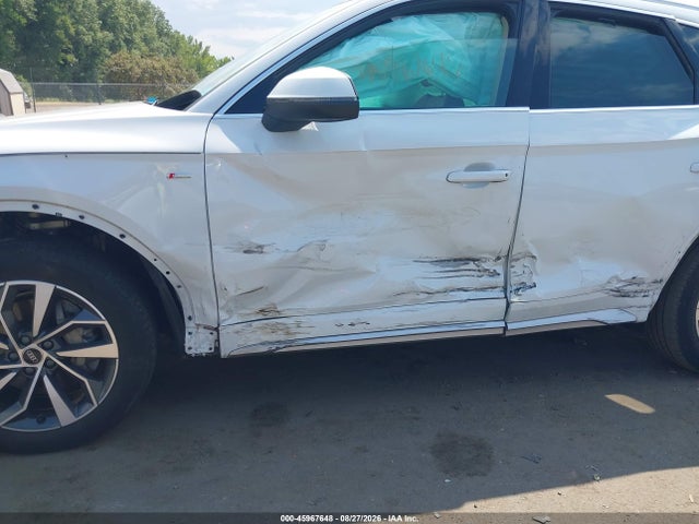 Продаж на аукціоні авто 2023 Audi Q5 Premium Plus 45 Tfsi S Line Quattro, vin: WA1EAAFY1P2114832, номер лоту: 45967648