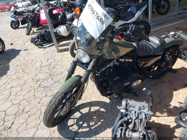45967686 :رقم المزاد ، 1HD4LE219MB400563 vin ، 2021 Harley-davidson Xl883 N مزاد بيع
