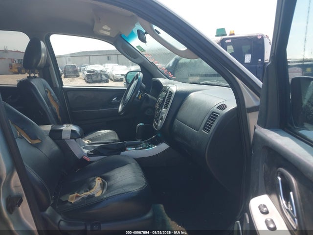 45967694 :رقم المزاد ، 4M2YU56136KJ14795 vin ، 2006 Mercury Mariner Luxury/premier مزاد بيع