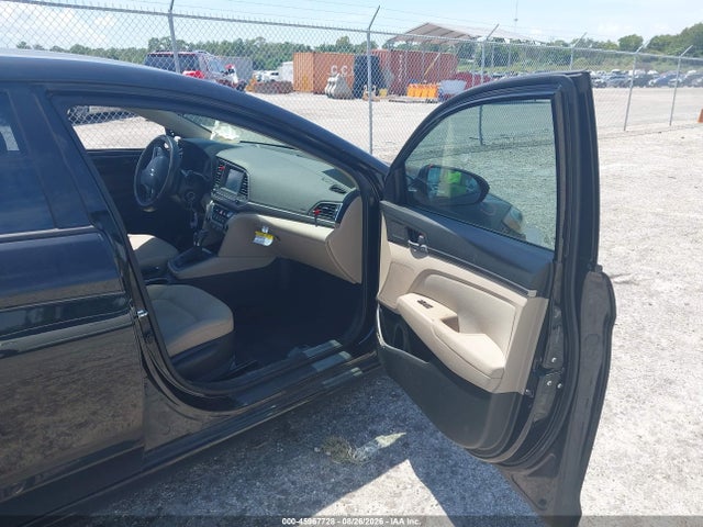 Продажа на аукционе авто 2018 Hyundai Elantra Sel, vin: 5NPD84LF2JH354639, номер лота: 45967728