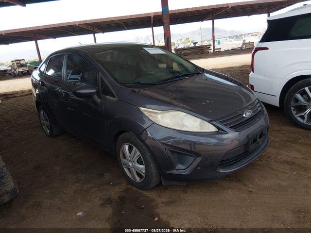 45967737 :رقم المزاد ، 3FADP4AJ4DM176182 vin ، 2013 Ford Fiesta S مزاد بيع