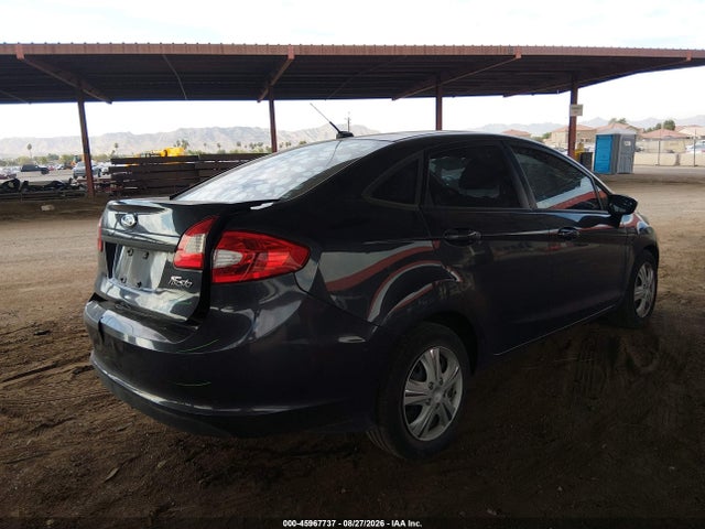 45967737 :رقم المزاد ، 3FADP4AJ4DM176182 vin ، 2013 Ford Fiesta S مزاد بيع