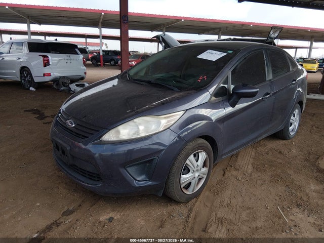 45967737 :رقم المزاد ، 3FADP4AJ4DM176182 vin ، 2013 Ford Fiesta S مزاد بيع