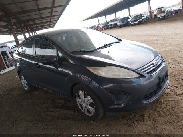 45967737 :رقم المزاد ، 3FADP4AJ4DM176182 vin ، 2013 Ford Fiesta S مزاد بيع