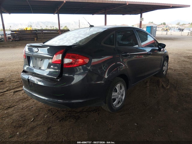 45967737 :رقم المزاد ، 3FADP4AJ4DM176182 vin ، 2013 Ford Fiesta S مزاد بيع