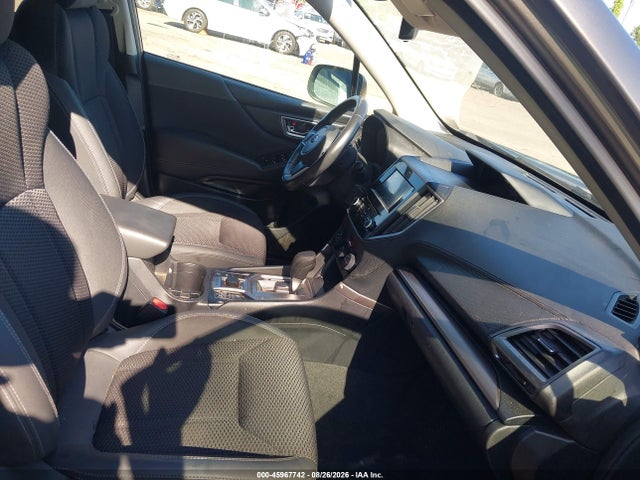 2019 Subaru Forester Premium მანქანა იყიდება აუქციონზე, vin: JF2SKAEC5KH459493, აუქციონის ნომერი: 45967742