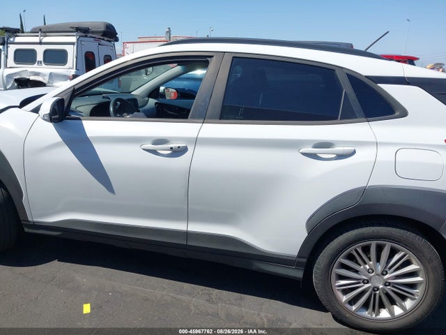 KM8K22AA3LU570573 Hyundai Kona Sel