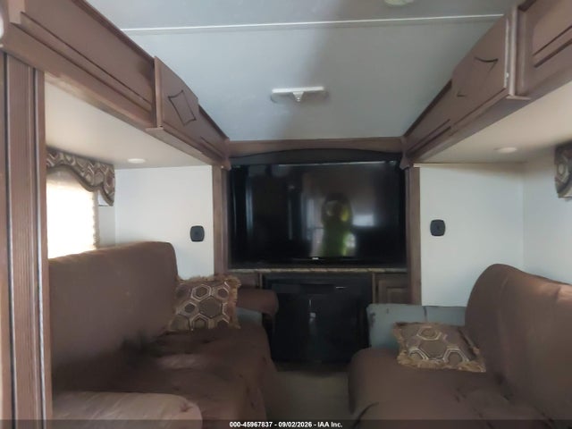 Keystone Cougar 2015 4YDF33729F2506849 Image 13