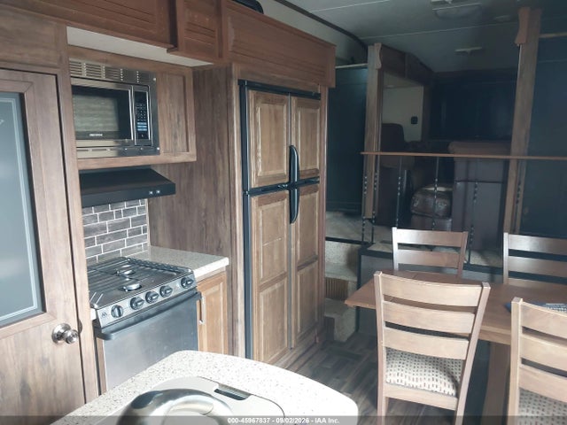 Keystone Cougar 2015 4YDF33729F2506849 Image 5