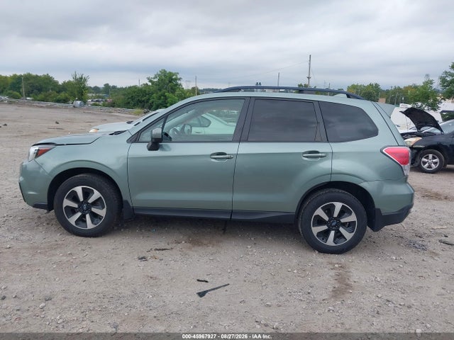 Subaru Forester 2.5i Premium 2018 JF2SJAEC3JH617377 Image 13