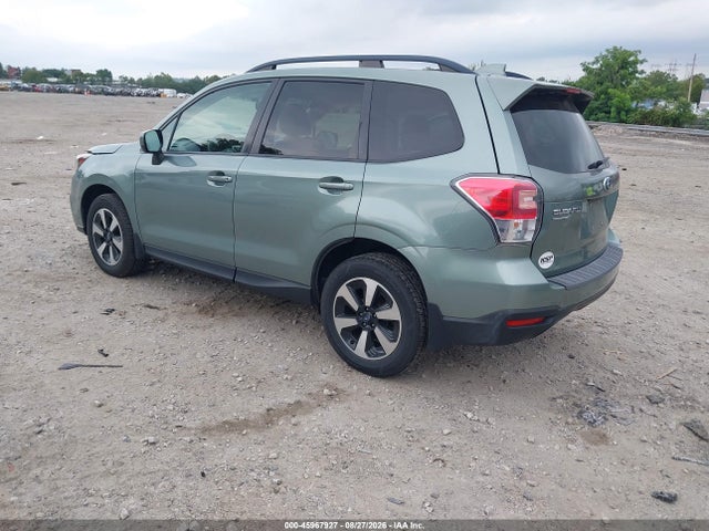 Subaru Forester 2.5i Premium 2018 JF2SJAEC3JH617377 Image 3