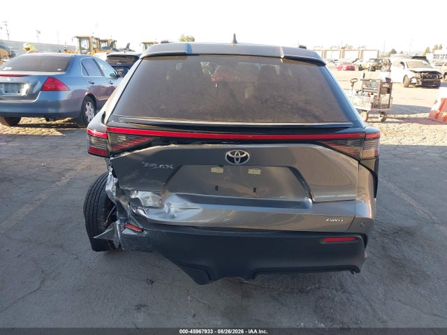Toyota BZ4X XLE 2024 JTMABACA0RA051594 Image 17
