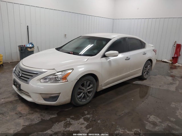 Продажа на аукционе авто 2015 Nissan Altima 2.5 S, vin: 1N4AL3AP3FN918819, номер лота: 45967934