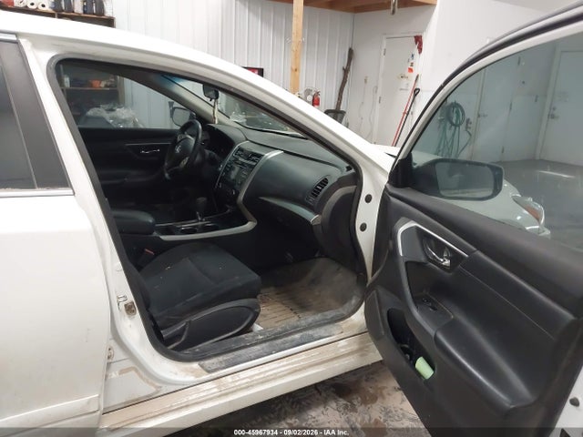Продажа на аукционе авто 2015 Nissan Altima 2.5 S, vin: 1N4AL3AP3FN918819, номер лота: 45967934