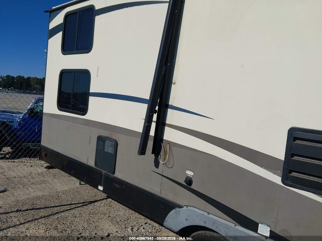 45967940 :رقم المزاد ، 4X4TSVE27GL027598 vin ، 2016 Forest River Surveyor مزاد بيع