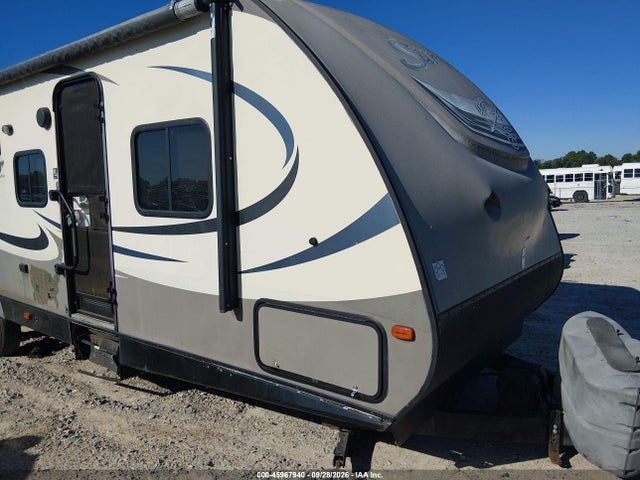 45967940 :رقم المزاد ، 4X4TSVE27GL027598 vin ، 2016 Forest River Surveyor مزاد بيع
