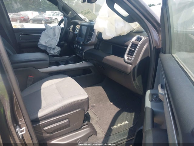 2022 Ram 1500 Big Horn  4x4 5'7 Box მანქანა იყიდება აუქციონზე, vin: 1C6RRFFGXNN402307, აუქციონის ნომერი: 45968032