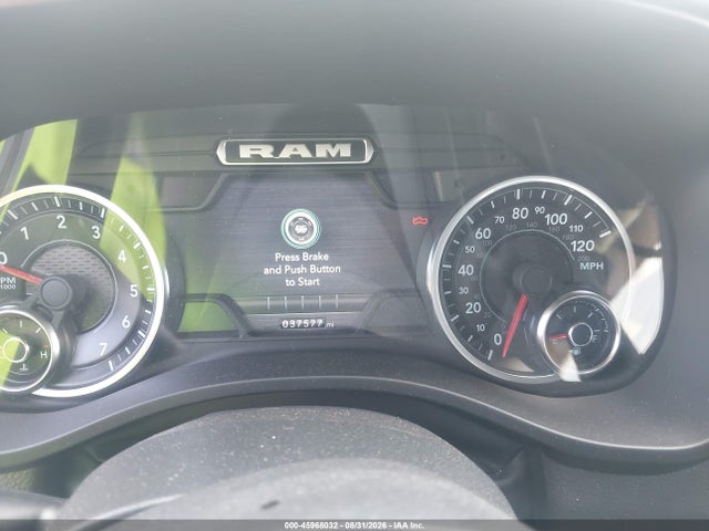 2022 Ram 1500 Big Horn  4x4 5'7 Box მანქანა იყიდება აუქციონზე, vin: 1C6RRFFGXNN402307, აუქციონის ნომერი: 45968032