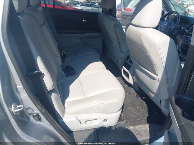 Продажа на аукционе авто 2017 Honda Pilot Ex-l, vin: 5FNYF5H68HB017777, номер лота: 45968049