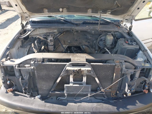 45968112 :رقم المزاد ، 1GNFK16Z62J127999 vin ، 2002 Chevrolet Suburban 1500 Ls مزاد بيع