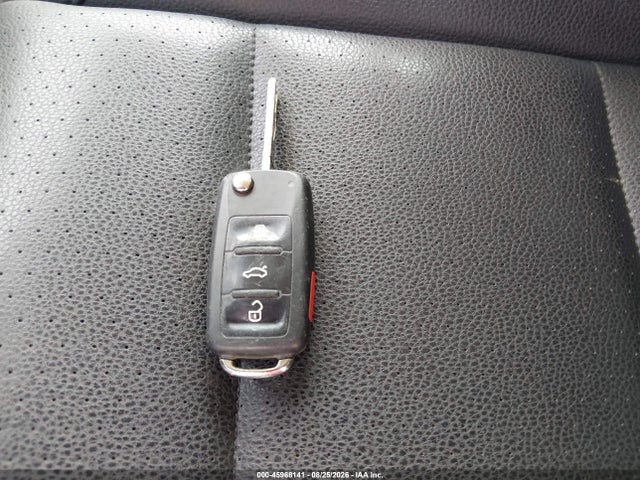 2012 Volkswagen Tiguan Le მანქანა იყიდება აუქციონზე, vin: WVGAV7AX5CW004939, აუქციონის ნომერი: 45968141