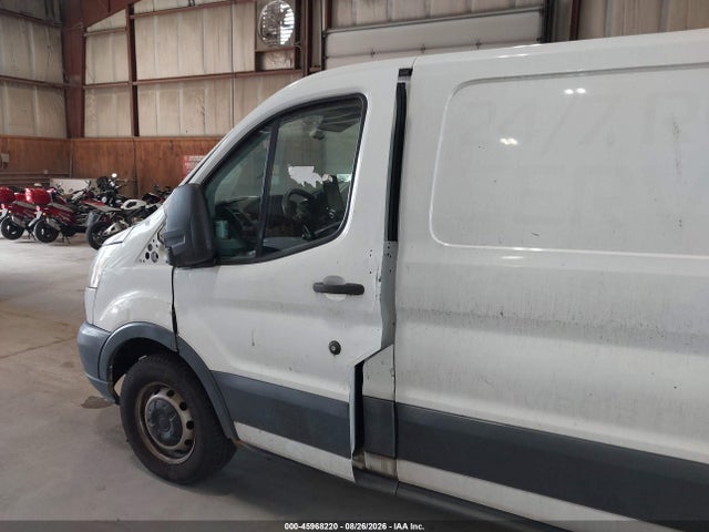45968220 :رقم المزاد ، 1FTNR1YV5FKA69376 vin ، 2015 Ford Transit-250 مزاد بيع