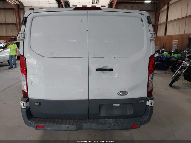 45968220 :رقم المزاد ، 1FTNR1YV5FKA69376 vin ، 2015 Ford Transit-250 مزاد بيع